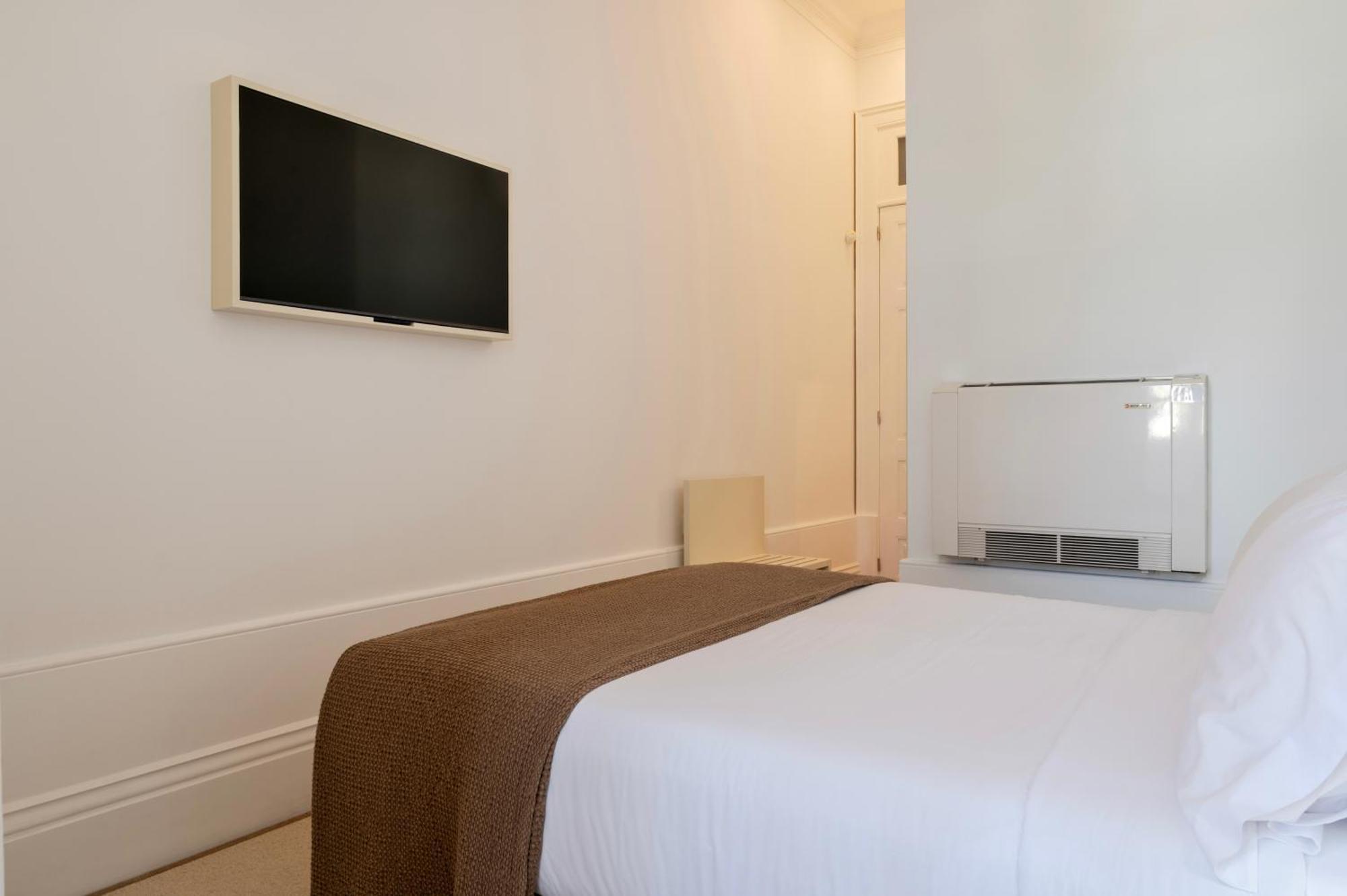 Oporto Comfort Charming Cedofeita Bed & Breakfast